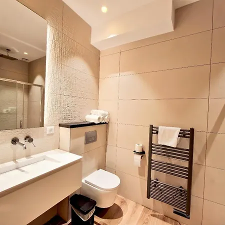 Le Mistral Отель 3*