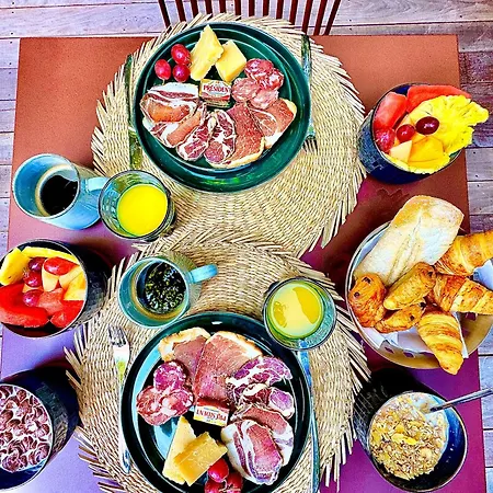 Le Mistral Отель 3*