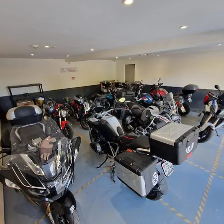 Le Mistral Отель