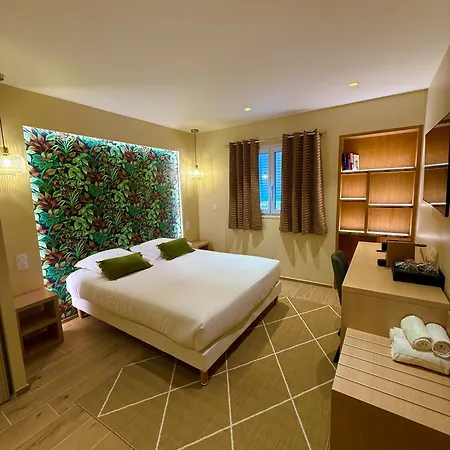 Le Mistral Порто-Веккьо