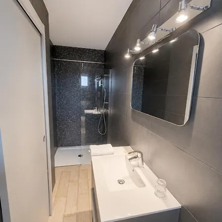 Le Mistral 3*