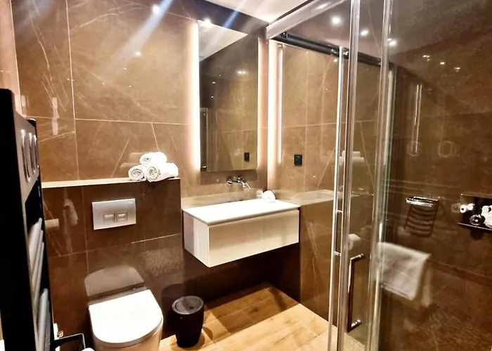 米斯特拉尔酒店 酒店